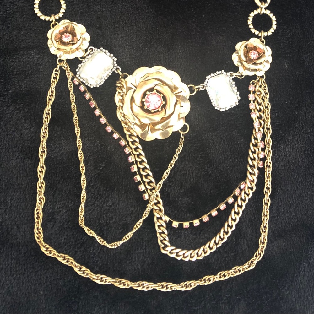 Betsey Johnson Flower & Pink Stones Necklace